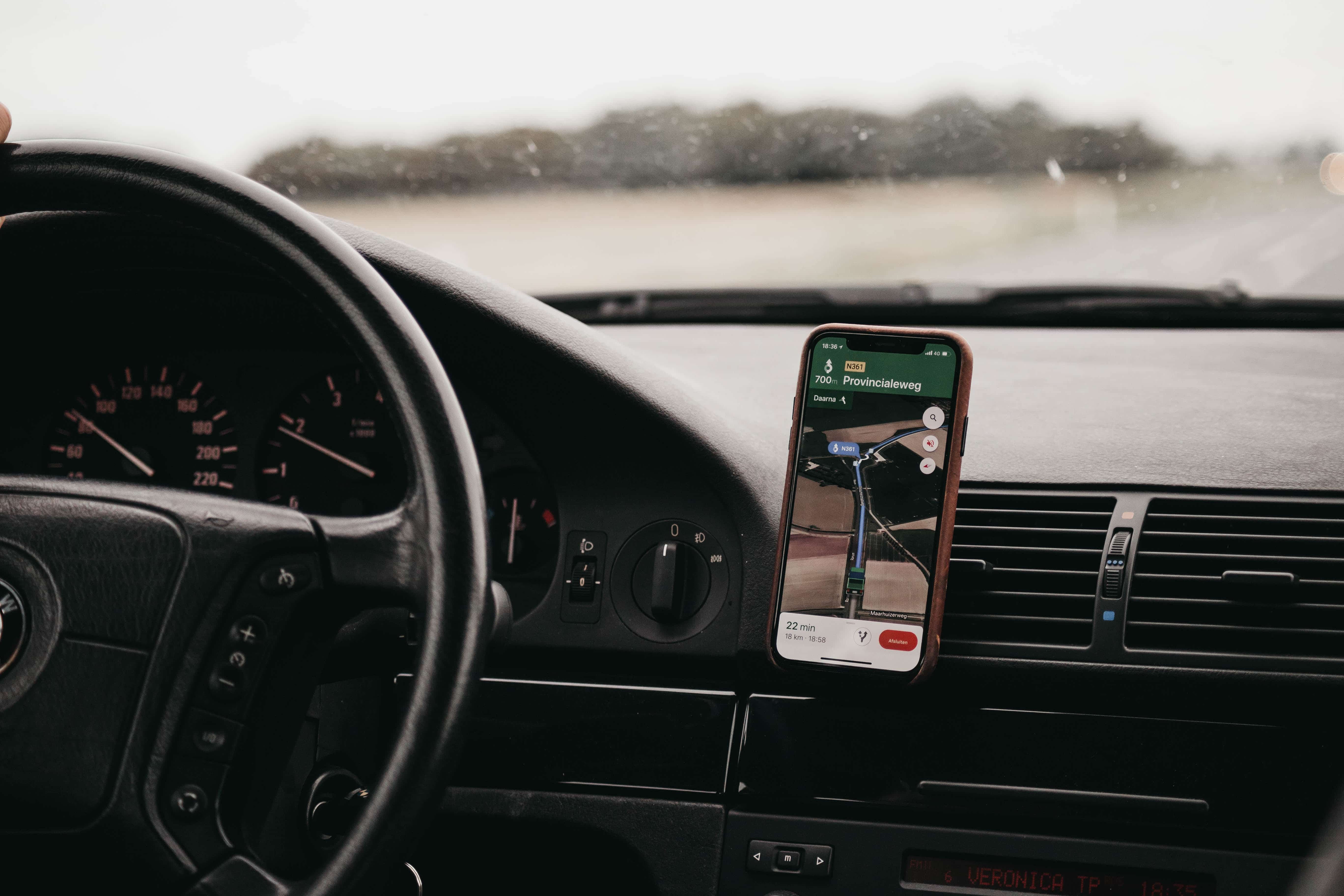 google maps on phone in car